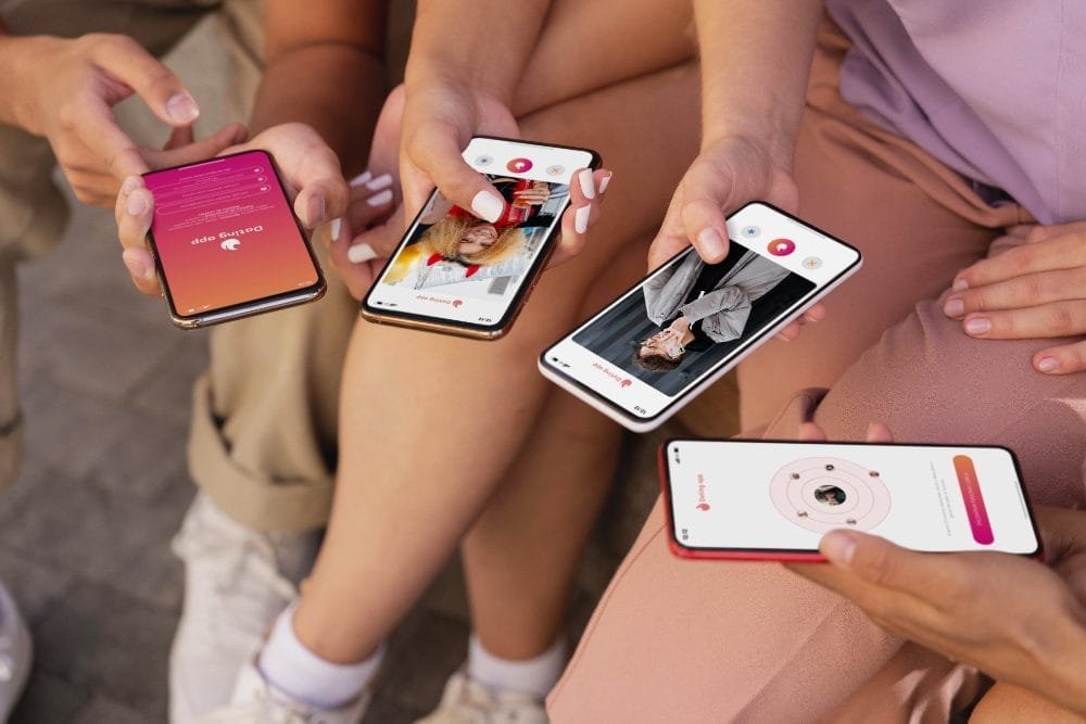Gestión de redes sociales para PYMEs basada en neuromarketing y comportamiento del consumidor Gestión de redes sociales para PYMEs basada en neuromarketing y comportamiento del consumidor